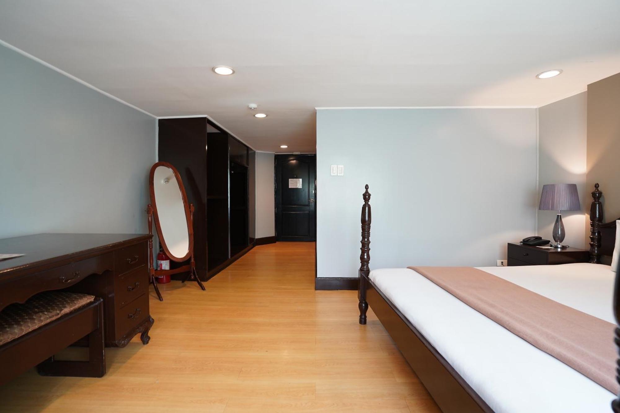 Arzo Hotel Манила Экстерьер фото