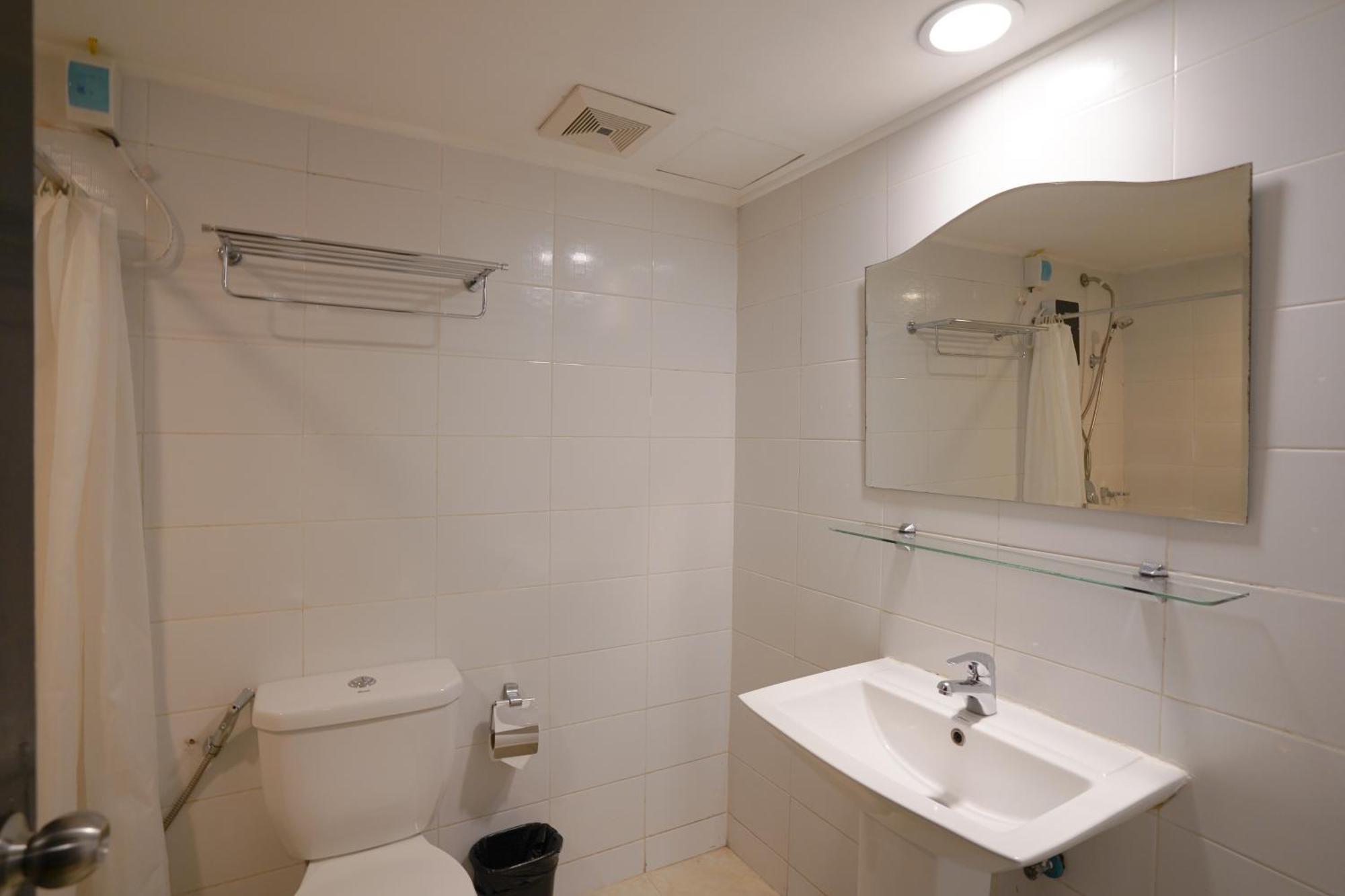 Arzo Hotel Манила Экстерьер фото