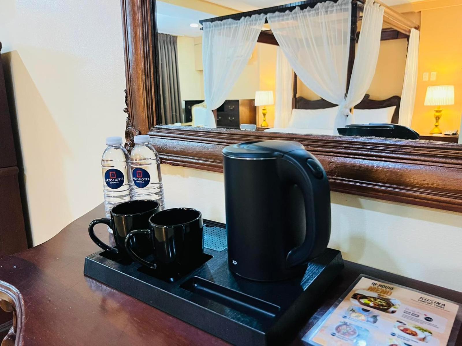 Arzo Hotel Манила Экстерьер фото
